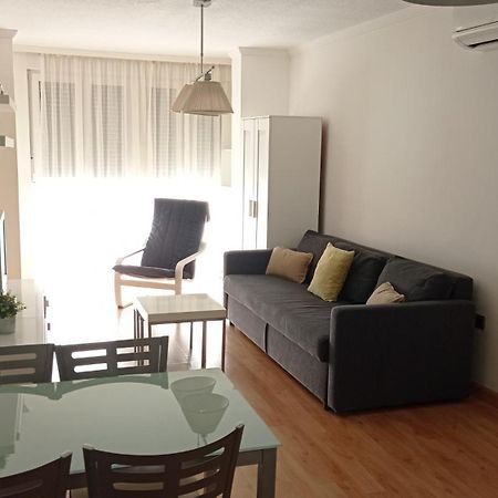 Apartamentos Centro مالقة الغرفة الصورة